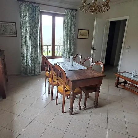 Rubattiera بيت للعطل Roccasparvera